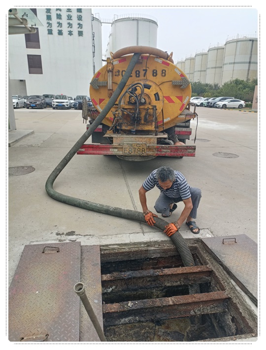 磴口隔油池清掏