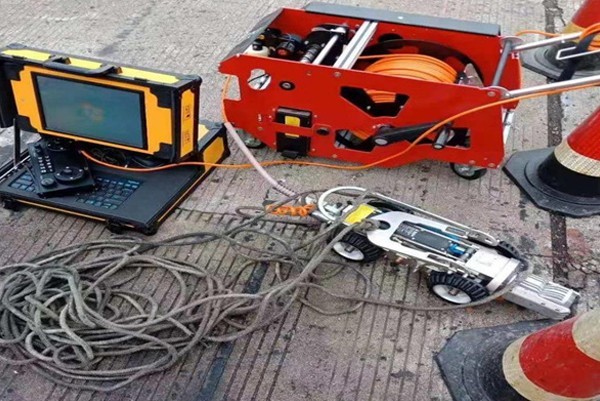 磴口CCTV管道检测机器人